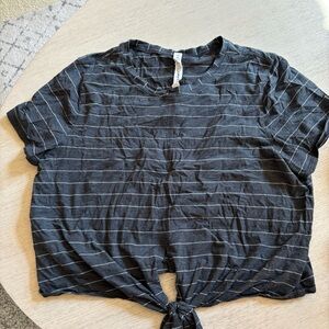 Women’s Lululemon crop striped shirt